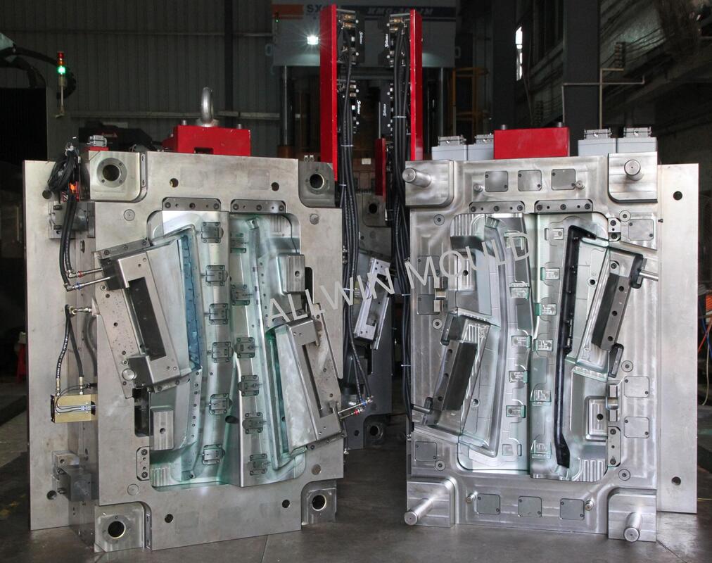 AUDI A3 AU38X Automobil-Injektionsform